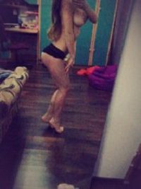 Escort Olivia Żarki